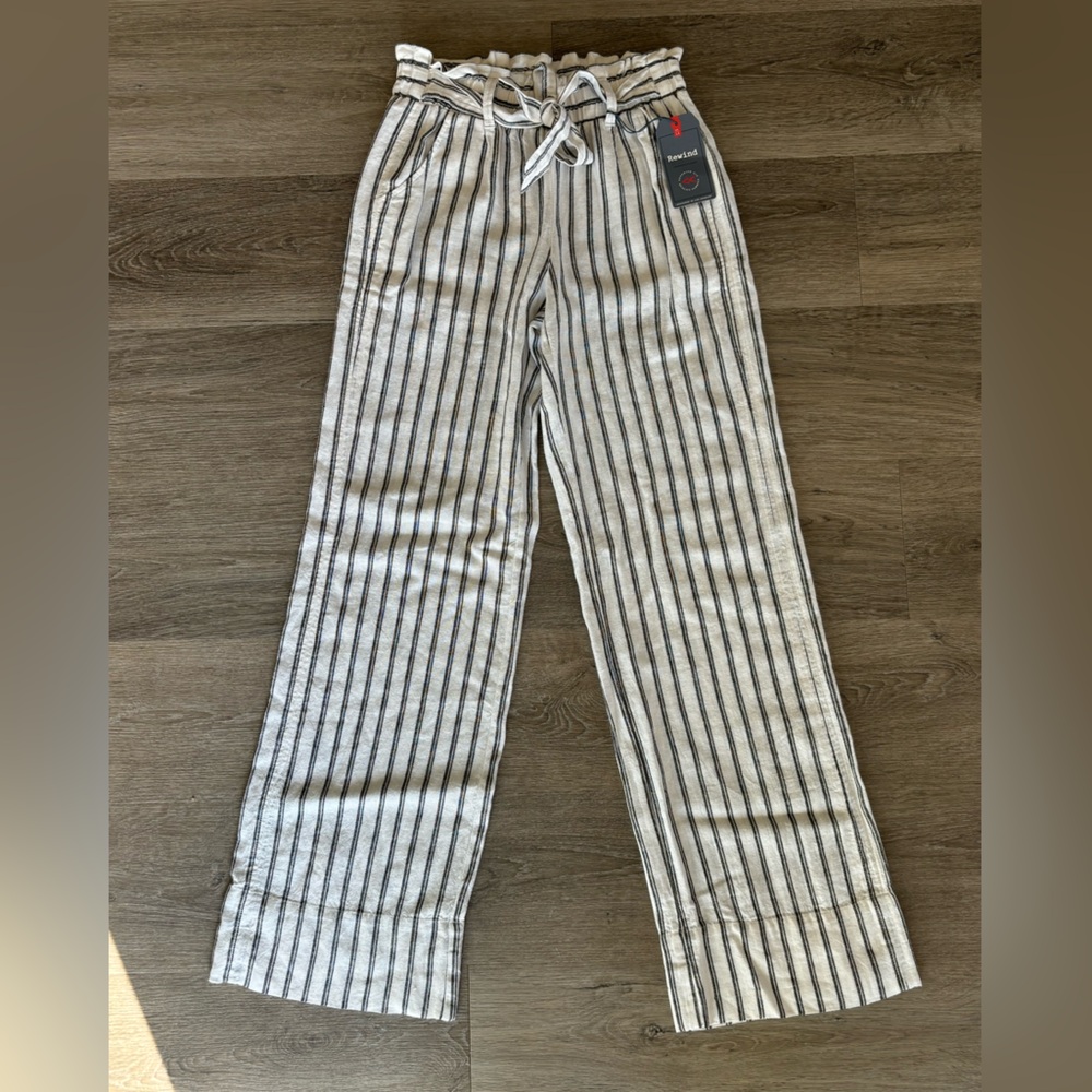 Striped wide-leg pants